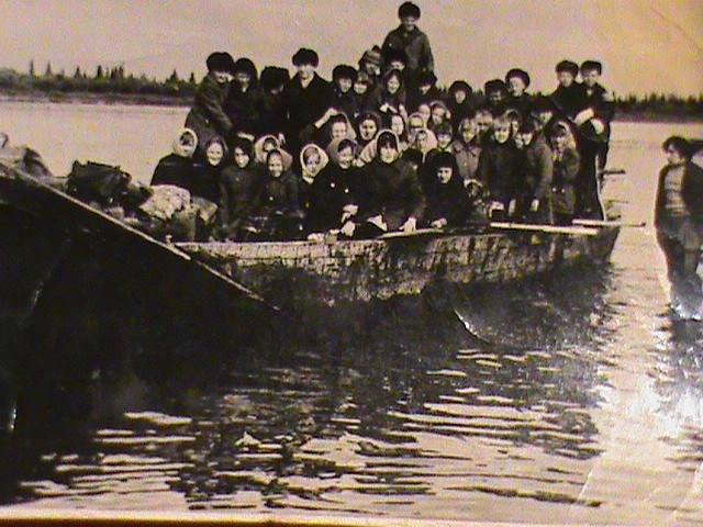 Обложка книги На берегах Черемушьей реки (Льэм-ва-ю)-2