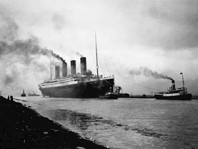 Обложка книги 12 апреля 1912 года...