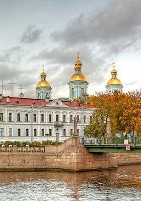 Обложка книги "Переверните облака"