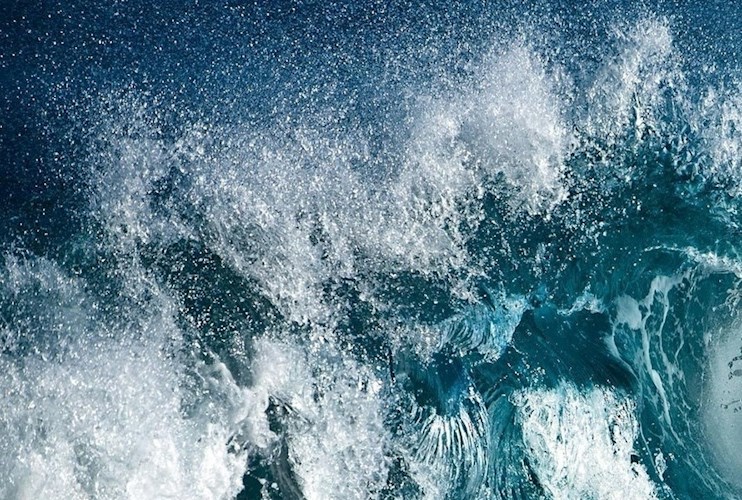 Обложка книги Море волнуется раз...